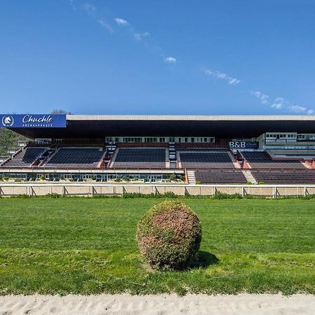 B&B Chuchle Arena Praha ภายนอก รูปภาพ